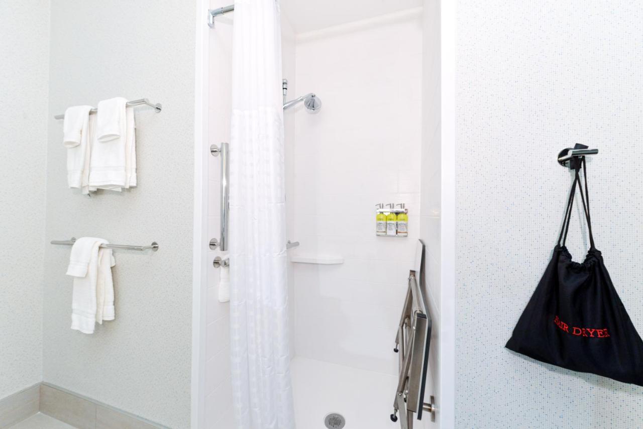 Holiday Inn Express & Suites - Elko By Ihg Eksteriør billede
